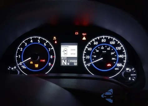 2012 Infiniti G25 Journey из США, поврежденный, VIN JN1DV6AP5CM700338